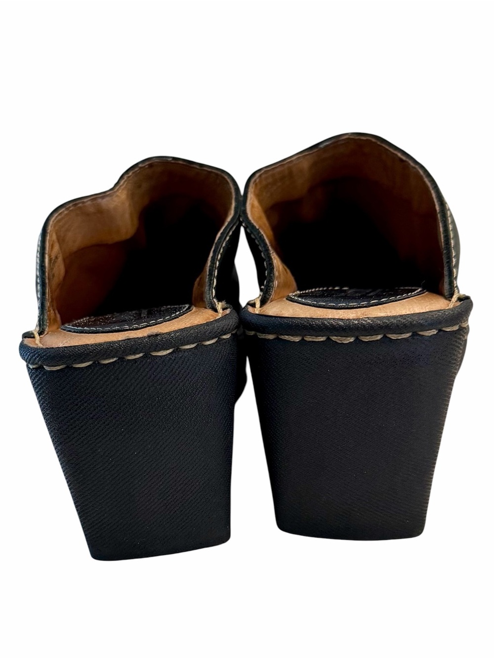 Born Black Leather Slip-On Wedge Clogs - Size: 7 - Picture 5 of 9